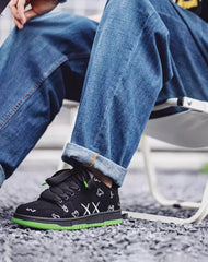 Embroidered Graffiti Contrasting Color Sports Men's Casual Shoes