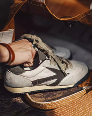 Stitching Retro Discovery Jogging Forrest Moral Men's Sports Shoes