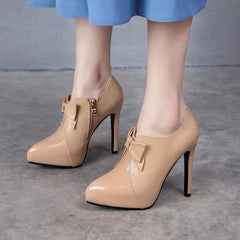 Classic Chic Ankle Boots with Decorative Buckle - Sophisticated Style for Everyday Elegance