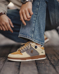 Zapatos casuales versátiles para hombre con suela gruesa y diseño retro con botones