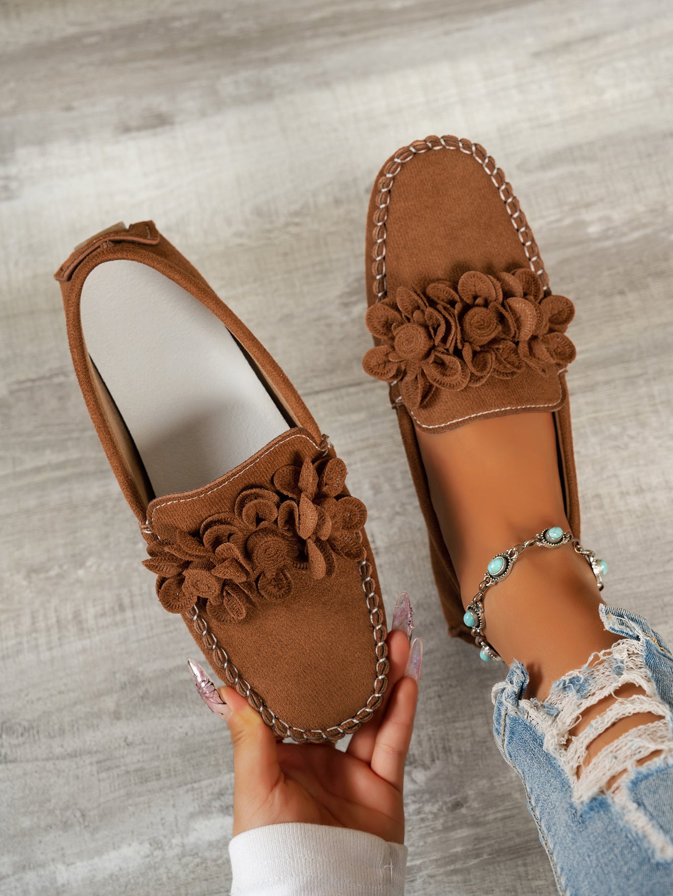 Comfy Slip-On Flower Suede Loafers