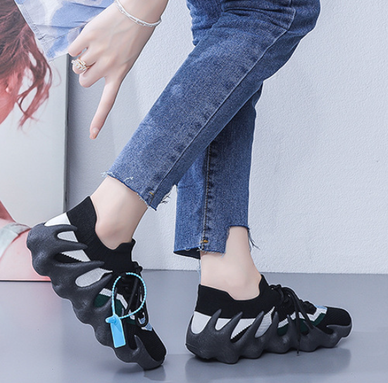 Lace-up Knit Breathable Sneakers