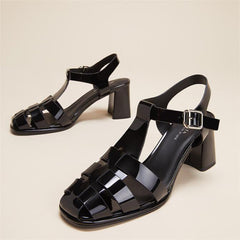 Cool Buckle Cutout heeled Sandals