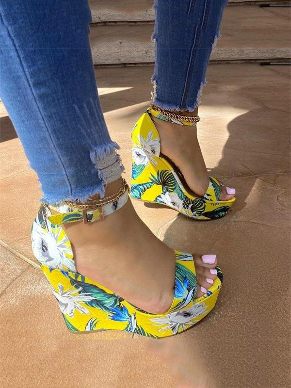 Printed Tropical Style Platform Sandals