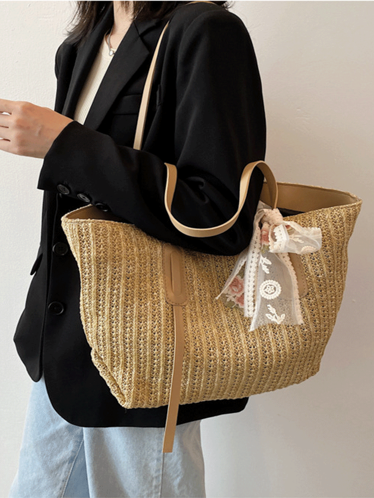 Bow Straw Tote Bag