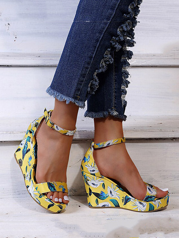 Printed Tropical Style Platform Sandals