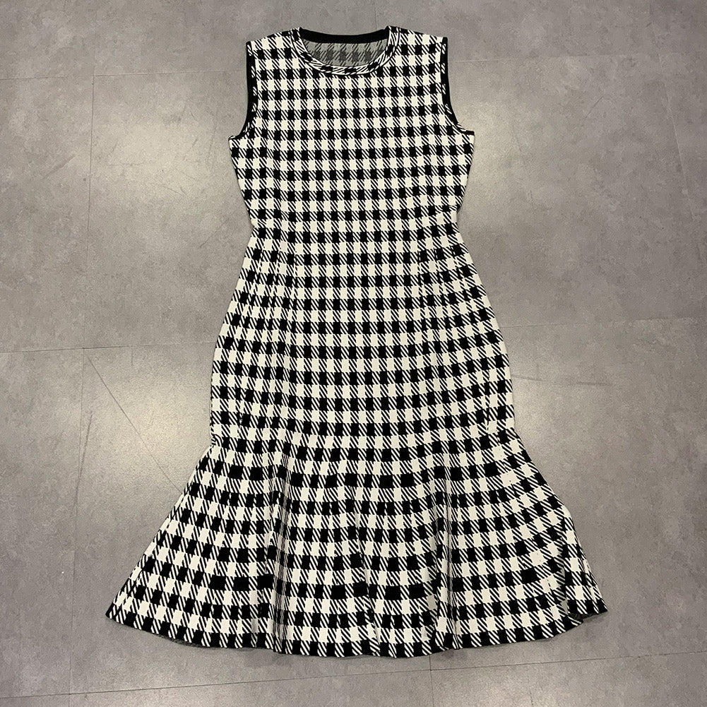 Round Neck Sleeveless Midi Plaid Bodycon Dress