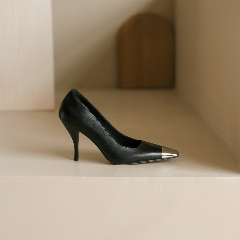 Farah Cap Toe Heels Black