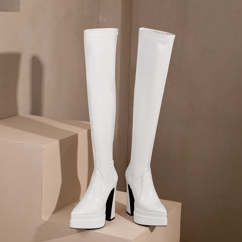 Bottes cuissardes blanches en cuir verni Fenix